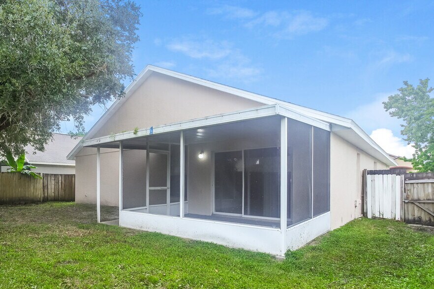 Building Photo - 10710 Wildlife Pl