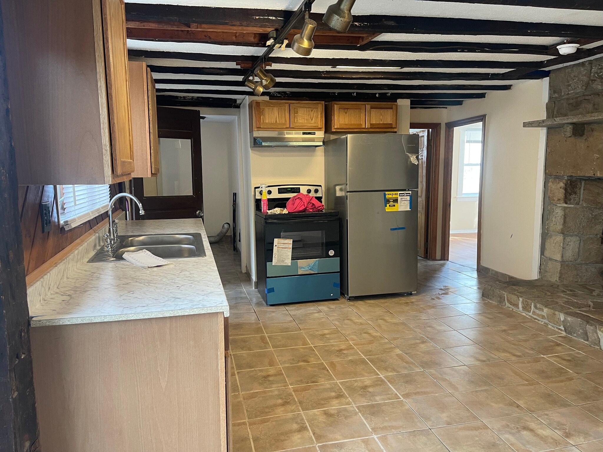 Building Photo - 19 Alton Bradford Rd