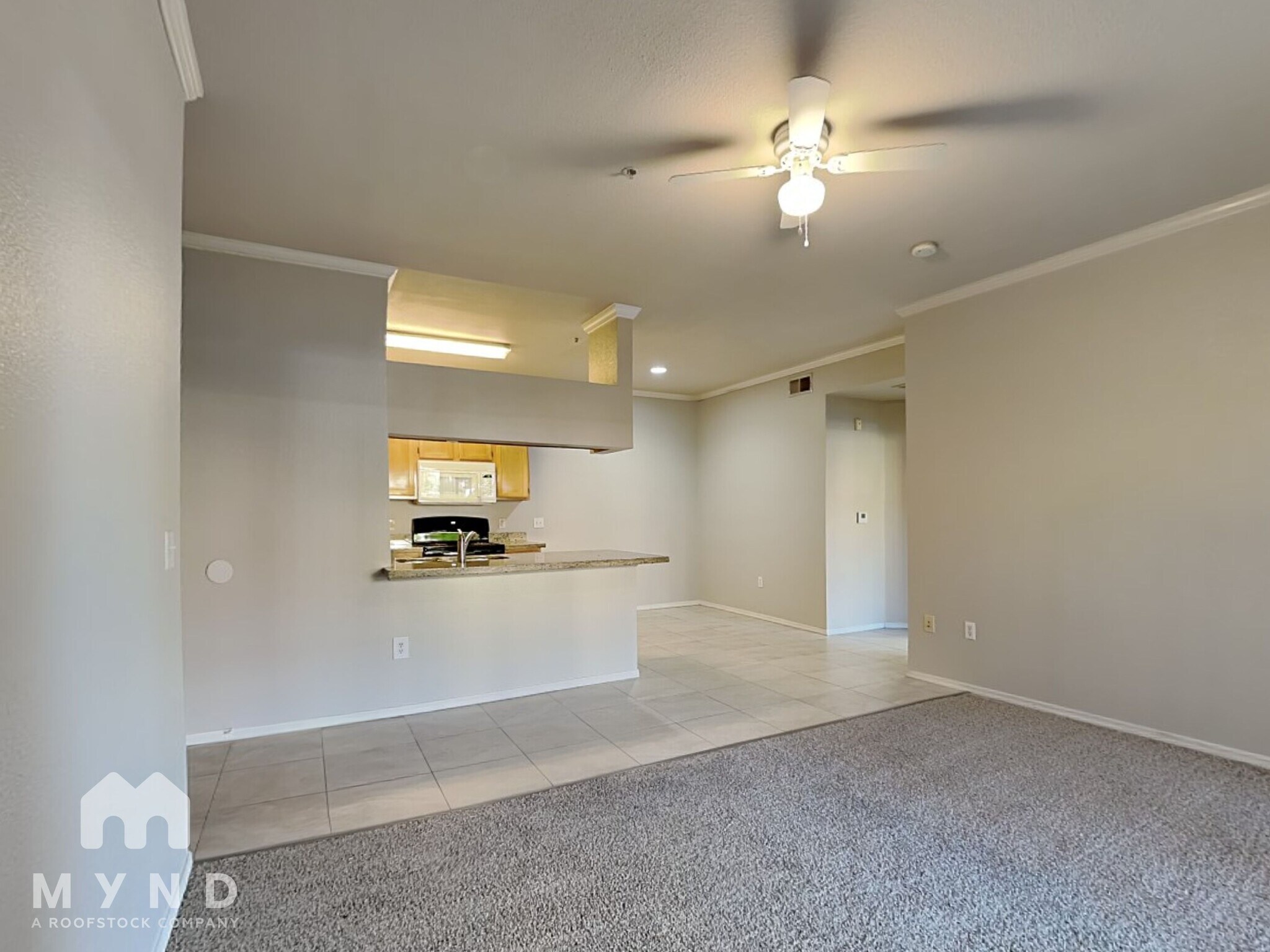 Building Photo - 5401 E Van Buren St