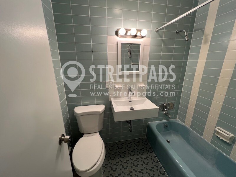 Building Photo - 2018 Commonwealth Avenue