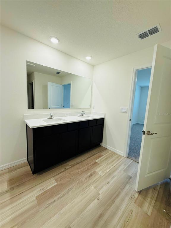 Building Photo - 2924 NE 20th Ter