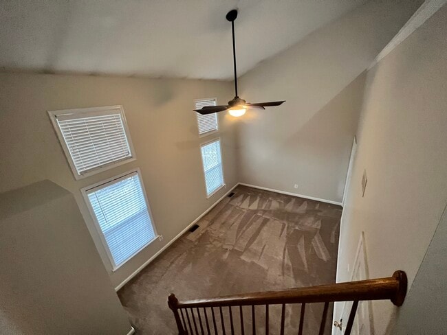 Building Photo - 389 Juliet Ln