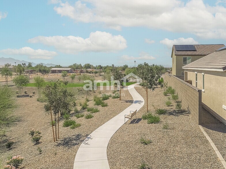 Building Photo - 20177 W Thomas Rd