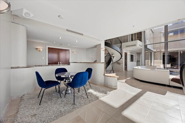 Building Photo - 3111 Bel Air Dr