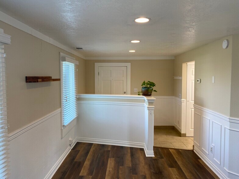 Building Photo - 1215 Shortridge St SE