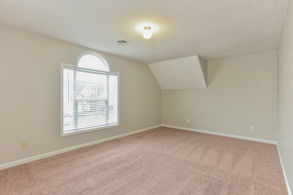 Building Photo - 2145 Aberdeen Cir