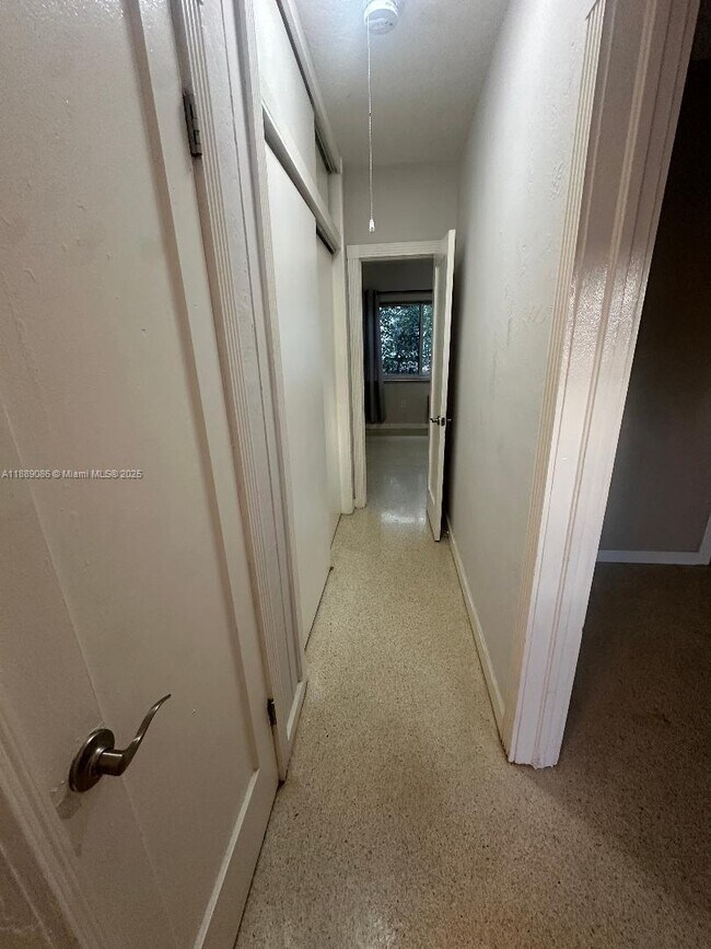 Building Photo - 780 82nd St