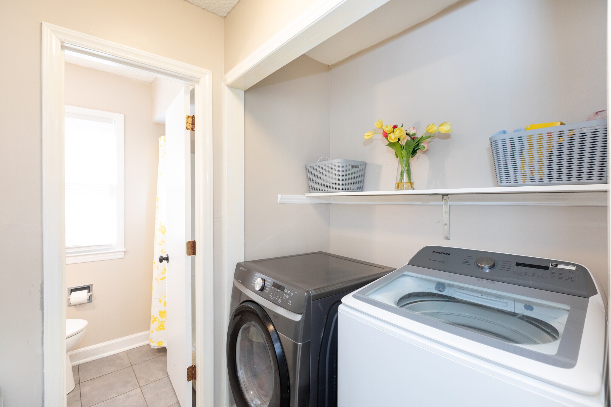 Building Photo - 6012 Old Coach Rd