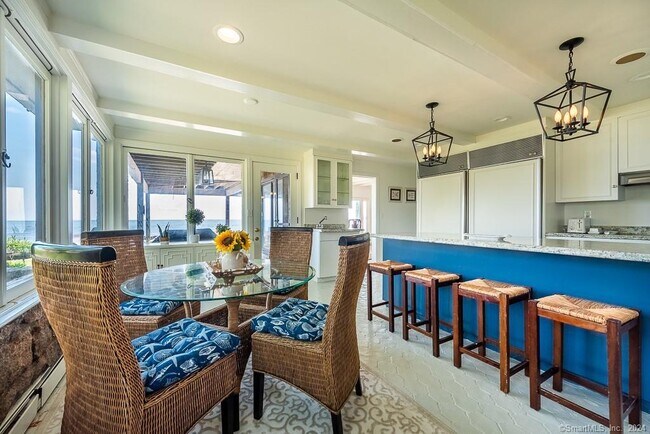 Building Photo - 55 Vineyard Pl