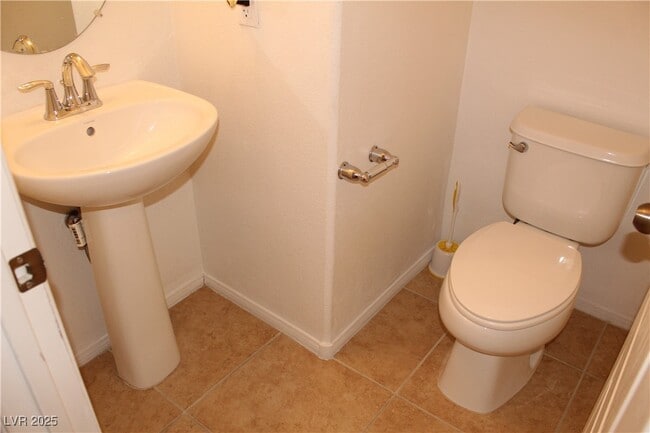 Building Photo - 9052 Stone Cabin Ct