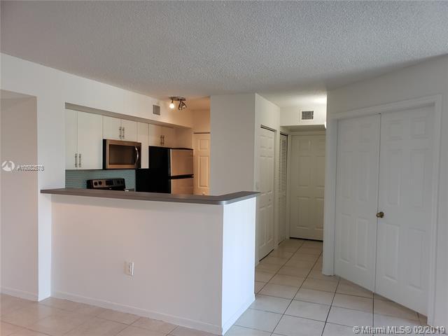 Building Photo - 777 SW 111th Way