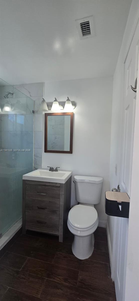 Building Photo - 8430 Harding Ave