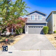 Building Photo - Great 3 Bedroom with 2 Car Garage + Fenced...