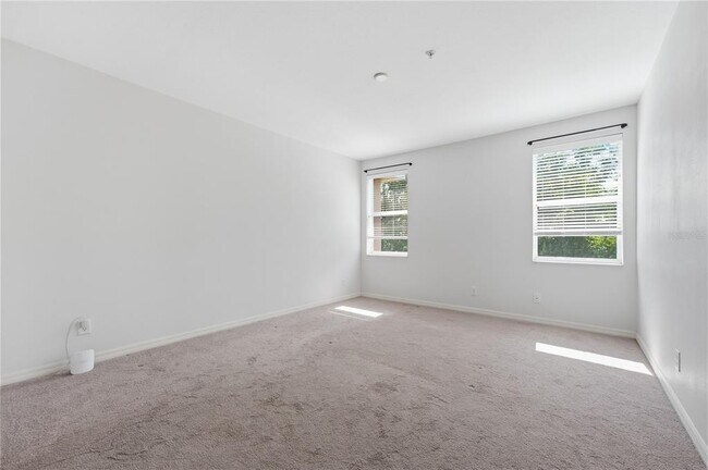 Building Photo - 1346 Grantham Dr