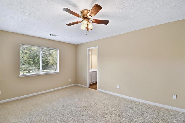 Building Photo - 8019 Spring Bluebonnet Dr
