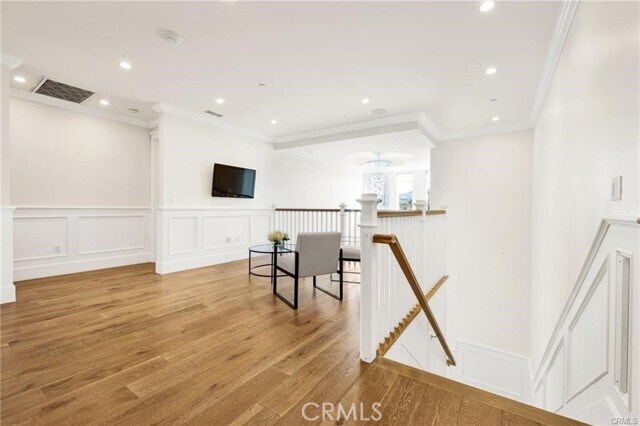 Building Photo - 12439 Kling St