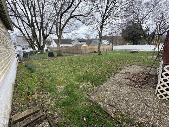 Building Photo - 940 Lindbergh Ave