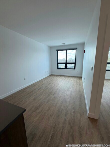 Building Photo - 199 Gardner St