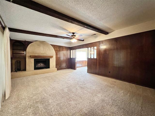 Building Photo - 2804 Canyon Dr