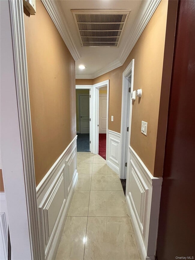 Building Photo - 168 Robinwood Ave