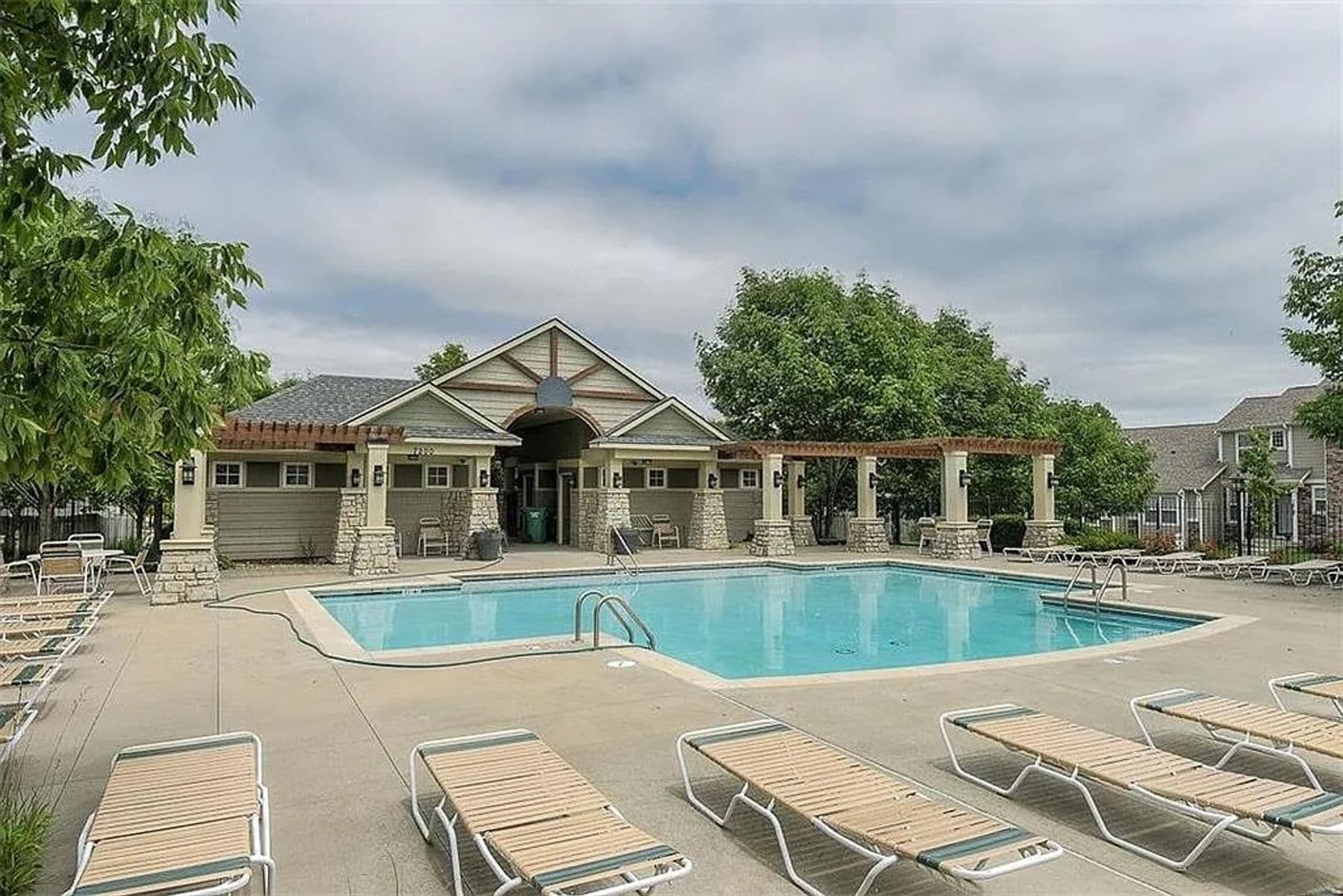 Building Photo - 15801-15813 Riley Street