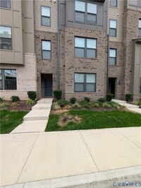 Building Photo - 2715 Acadia Dr