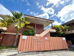 Building Photo - 1422 Heulu St