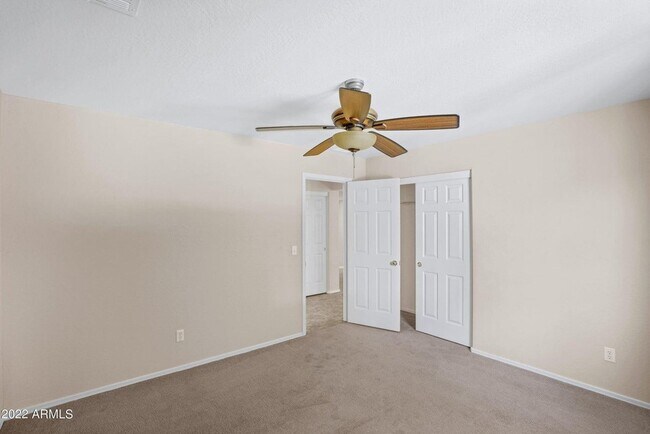 Building Photo - 15422 N 169th Ln