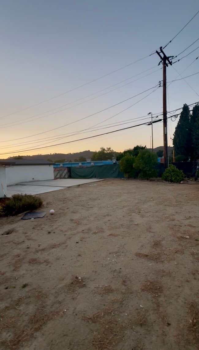 Building Photo - 2103 Avalon Ave