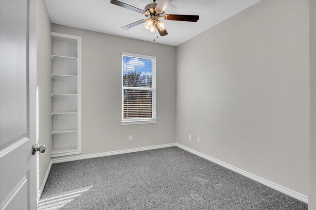 Guest Bedroom 2 - 10670 Washita Dr