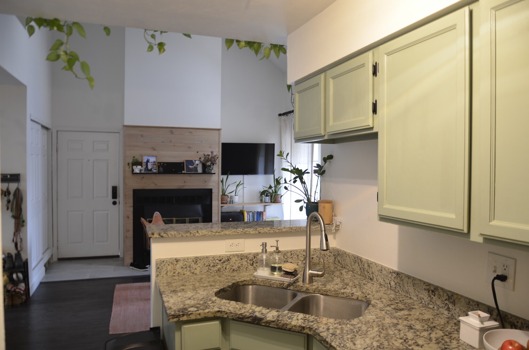 Building Photo - 4789 White Rock Cir