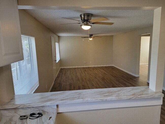Building Photo - 534 Florida St