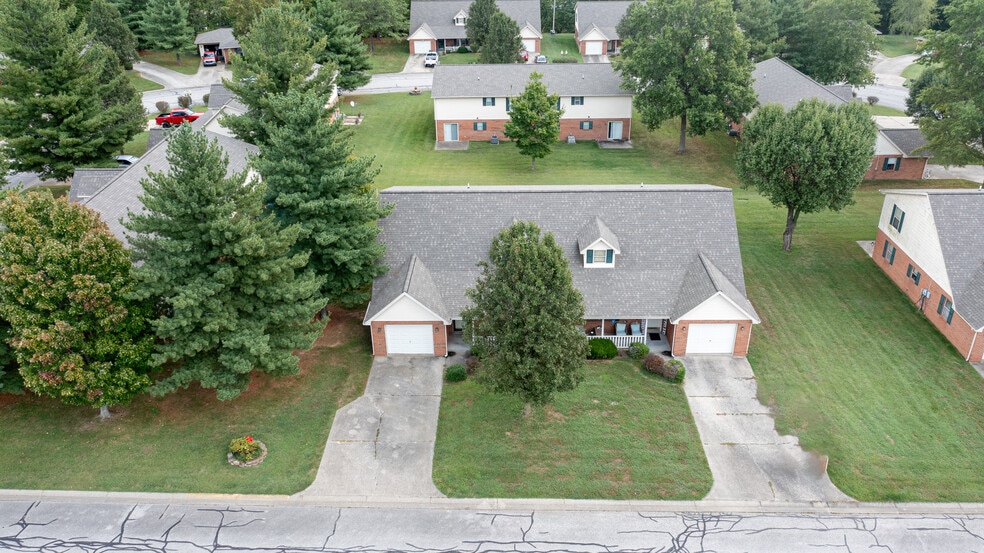 Building Photo - 44 Arlington Ct