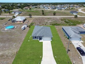 Building Photo - 1064 Calumet Cir