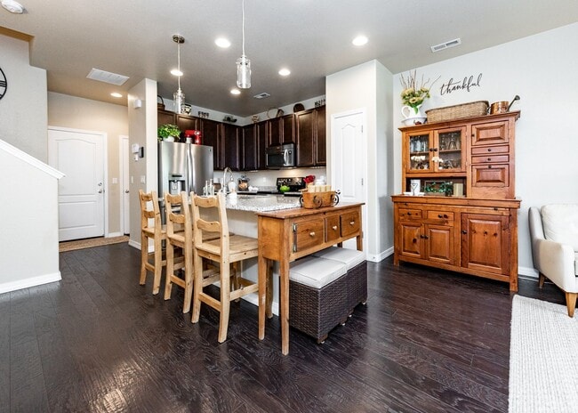 Building Photo - Gorgeous Gold Hills Mesa 2 Bedroom