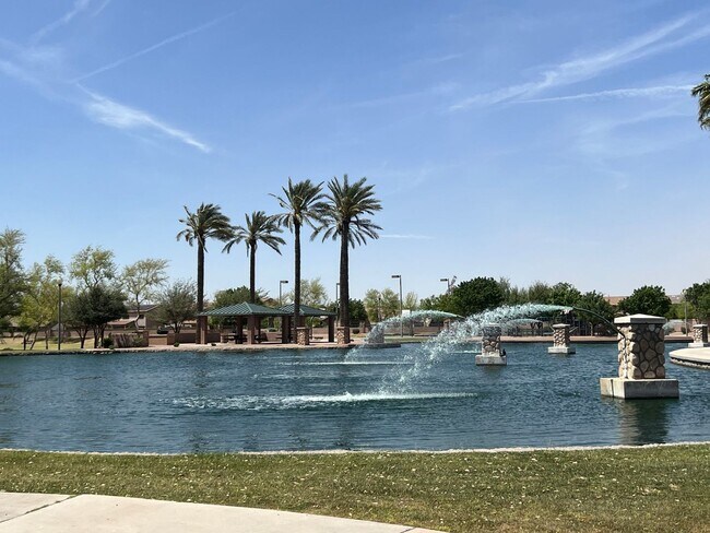 Building Photo - Gorgeous 3 bed in Cobblestone Farms, Maricopa!