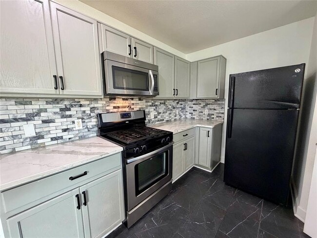 Building Photo - 804 Tapestry Cove