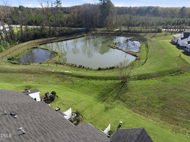 Building Photo - 759 Putney Hl Rd