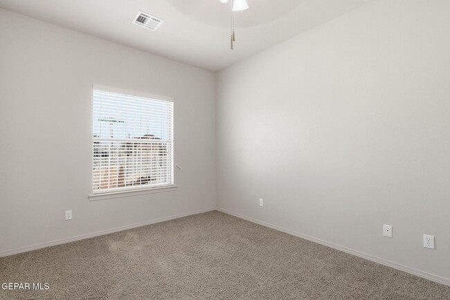 Building Photo - 13020 Stonington Ln
