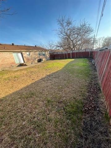 Building Photo - 2821 Bamboo St