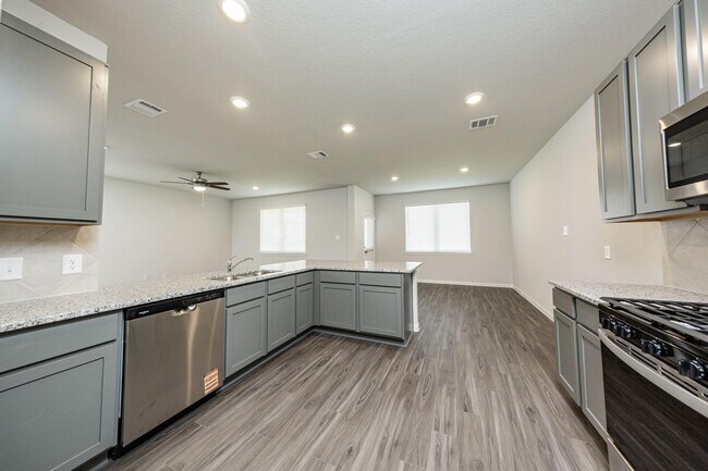 Building Photo - 13333 Burbot Dr