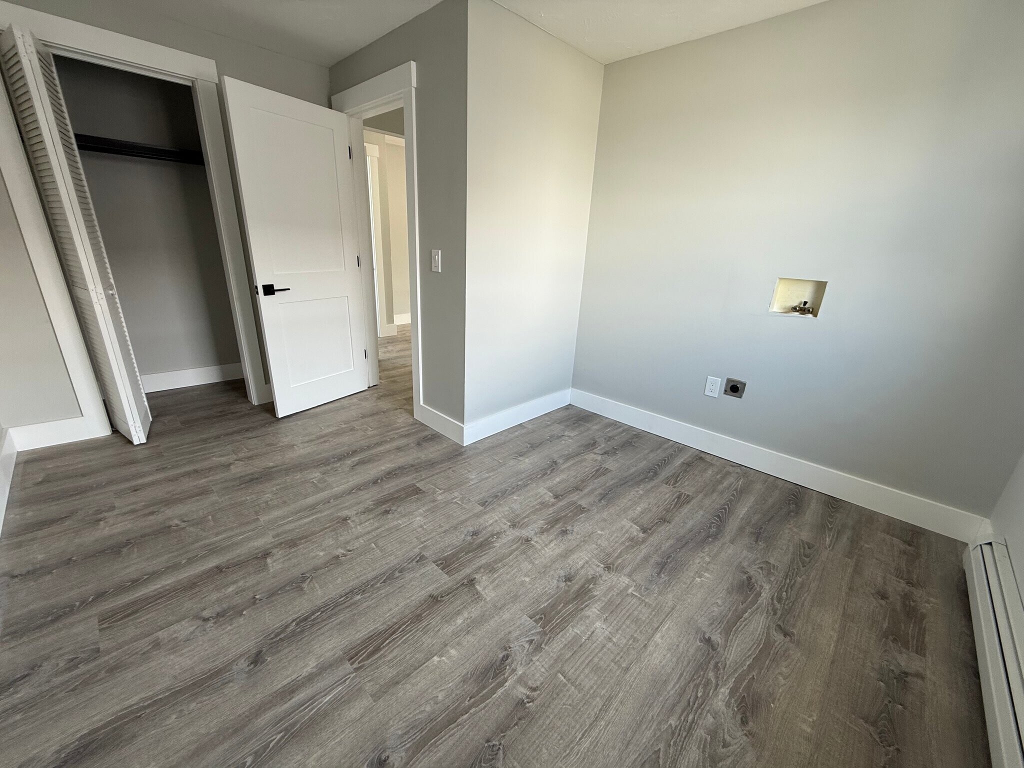 Building Photo - 158 Ashworth Ave