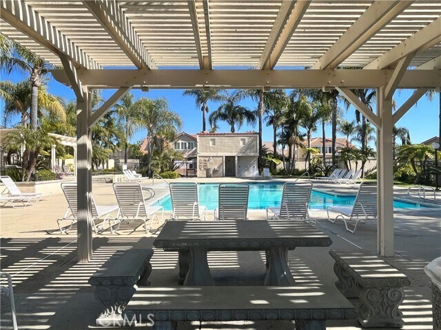 Building Photo - 1299 Dogwood St