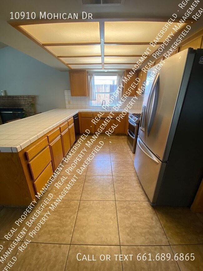 Building Photo - 10910 Mohican Dr - Zero Deposit, Ask us How!