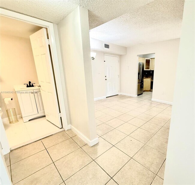 Building Photo - 5765 W 25th Ct