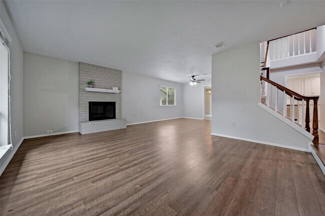 Building Photo - 89 S Waxberry Rd