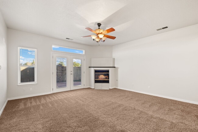 Building Photo - 7101 Natalie Janae Ln NE