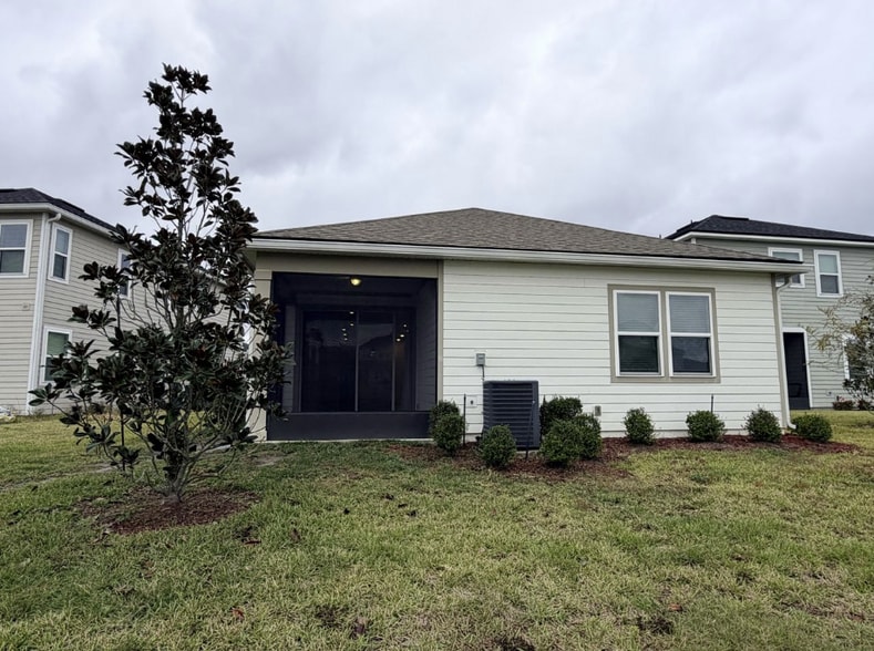 Building Photo - 162 Cedar Elm Way