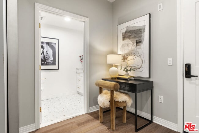 Building Photo - 7428 Santa Monica Blvd