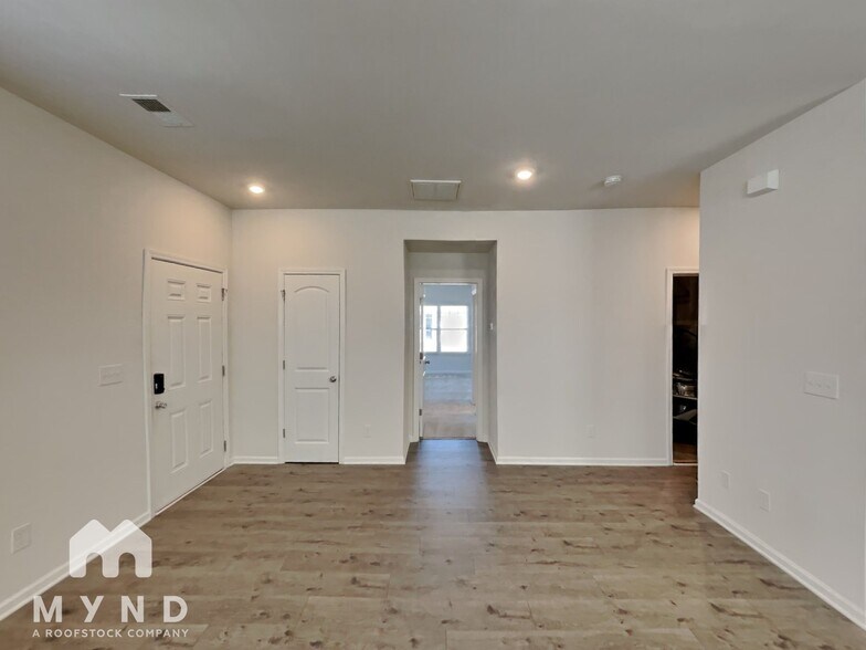 Building Photo - 7008 Jane Parks Way